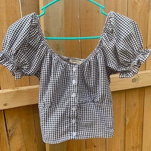 Black and white crop top